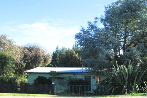 Photo of property in 33 Ngaio Street, Otaki Beach, Otaki, 5512
