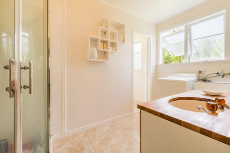 Photo of property in 1/7 Blacklock Avenue, Henderson, Auckland, 0612