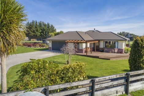 Photo of property in 32 Stoneleigh Lane, Aokautere, Palmerston North, 4471