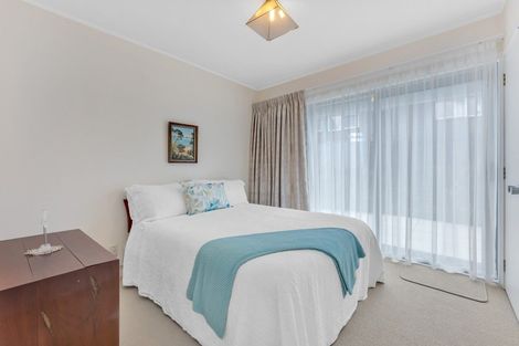 Photo of property in 9 Argo Drive, Half Moon Bay, Auckland, 2012