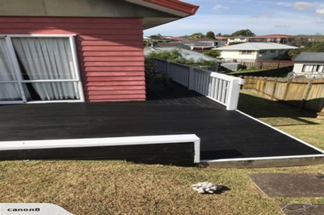 Photo of property in 33 Addison Drive, Glendene, Auckland, 0602