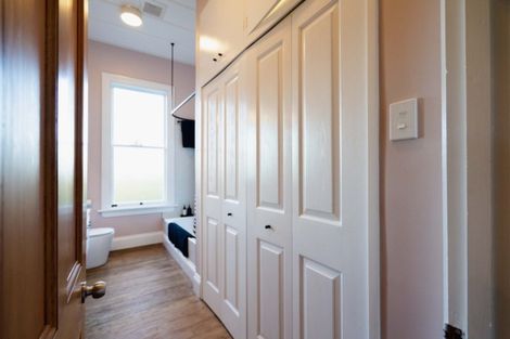 Photo of property in 22 Lawson Street, Roslyn, Dunedin, 9011