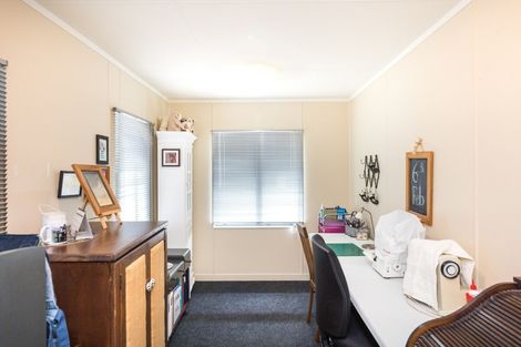 Photo of property in 32 Stoneleigh Lane, Aokautere, Palmerston North, 4471