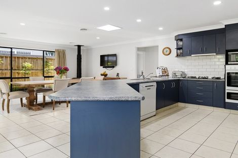 Photo of property in 8 La Colina Place, Bethlehem, Tauranga, 3110