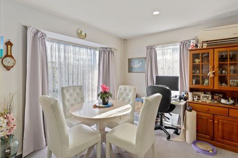 Photo of property in 2/30 Tuckers Road, Redwood, Christchurch, 8051