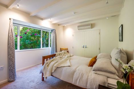 Photo of property in 56 Oak Lane, Wanaka, 9305