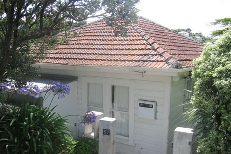 Photo of property in 37 Raroa Road, Kelburn, Wellington, 6012