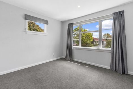 Photo of property in 202 Weston Road, St Albans, Christchurch, 8052