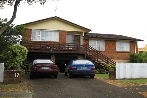 Photo of property in 17 Chipping Dale, Mangere Bridge, Auckland, 2022