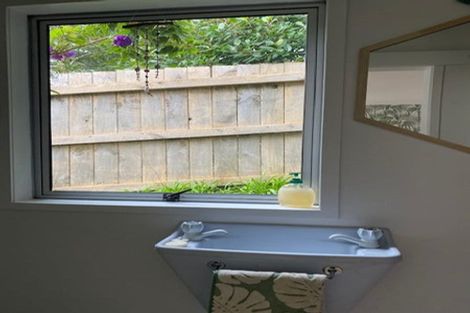 Photo of property in 19 John Road, Stanmore Bay, Whangaparaoa, 0932