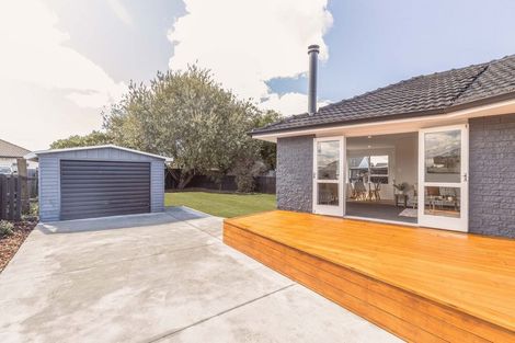 Photo of property in 367 Mairehau Road, Parklands, Christchurch, 8083