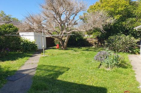 Photo of property in 96 Reynolds Street, Taita, Lower Hutt, 5011