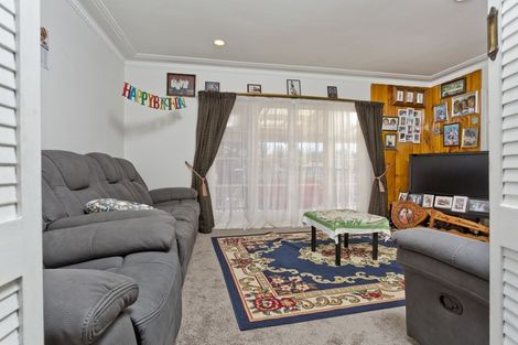 Photo of property in 10 Ribblesdale Road, Henderson, Auckland, 0612