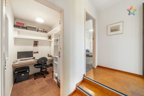 Photo of property in 8 Summit Road, Fairfield, Lower Hutt, 5011