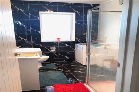 Photo of property in 30 Kilmacrennan Drive, Rosehill, Papakura, 2113