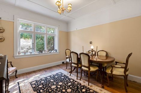 Photo of property in 2 Mersey Street, Island Bay, Wellington, 6023