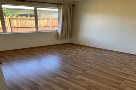 Photo of property in 10 Sambrooke Crescent, Flat Bush, Auckland, 2019