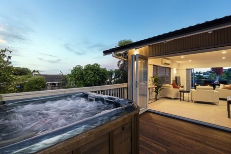 Photo of property in 39 Aberdeen Road, Castor Bay, Auckland, 0620