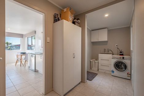 Photo of property in 6 Sole Avenue, Bell Block, New Plymouth, 4312