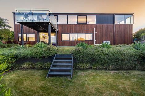 Photo of property in 13a Webber Street, Paraparaumu Beach, Paraparaumu, 5032