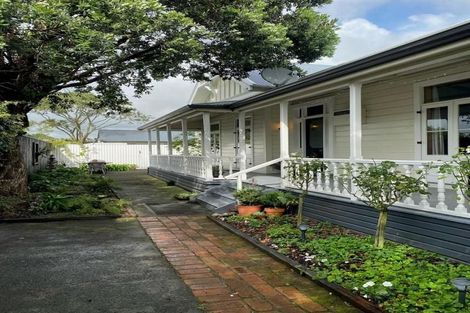 Photo of property in 10 Rawhiti Street, Vogeltown, New Plymouth, 4310