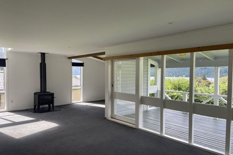 Photo of property in 4a Nicholson Street, Havelock, 7100