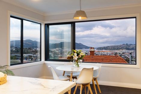 Photo of property in 11 Middleton Road, Kew, Dunedin, 9012