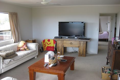 Photo of property in 29a Stanmore Bay Road, Stanmore Bay, Whangaparaoa, 0932