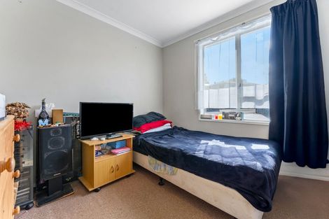 Photo of property in 1/14 Doone Place, Massey, Auckland, 0614