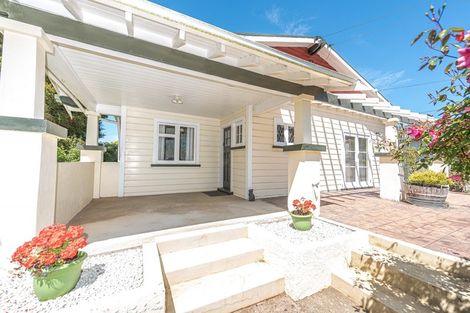 Photo of property in 5 Godwin Crescent, College Estate, Whanganui, 4500