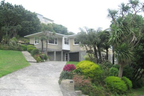 Photo of property in 74 Dowse Drive, Maungaraki, Lower Hutt, 5010