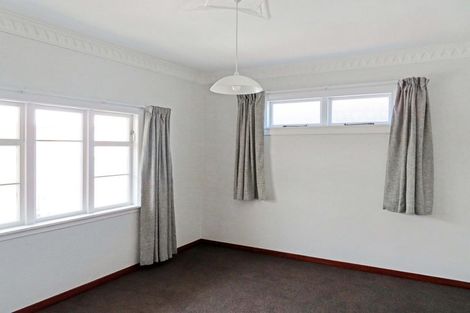 Photo of property in 17 Saint Ronans Avenue, Waterloo, Lower Hutt, 5011