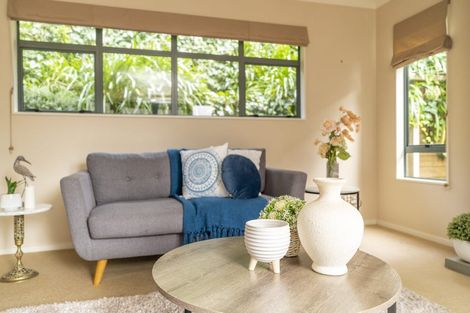 Photo of property in 12a Chippenham Grove, Churton Park, Wellington, 6037