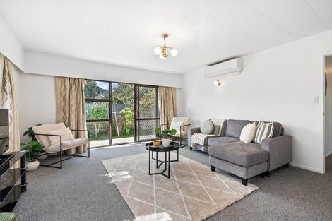 Photo of property in 43 Kamo Road, Regent, Whangarei, 0112