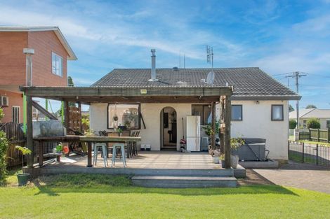 Photo of property in 15 Pemberton Crescent, Greerton, Tauranga, 3112