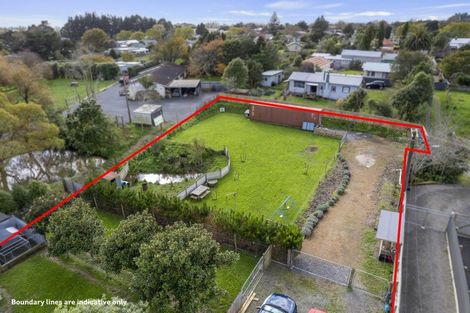 Photo of property in 24-26 Churchill Crescent, Shannon, 4821