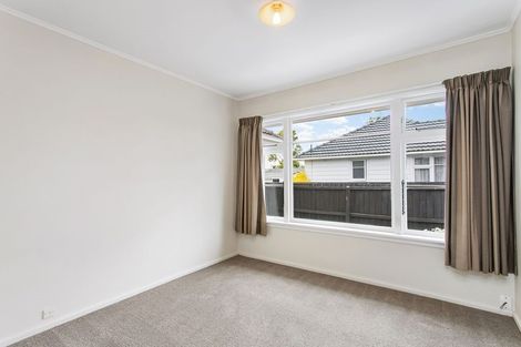 Photo of property in 8 Ravenna Street Avonhead Christchurch City