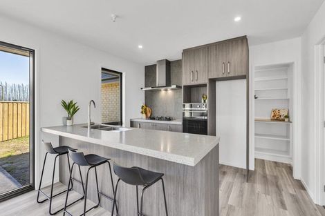Photo of property in 37 Cunliffe Road, Redwood, Christchurch, 8051