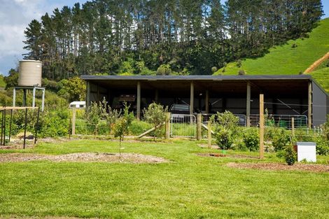 Photo of property in 891 Bird Road, Pukengahu, Stratford, 4393