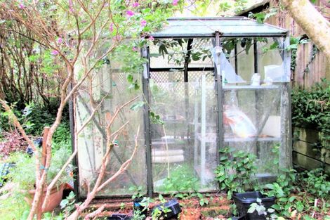 Photo of property in 126 Pinehaven Road, Pinehaven, Upper Hutt, 5019