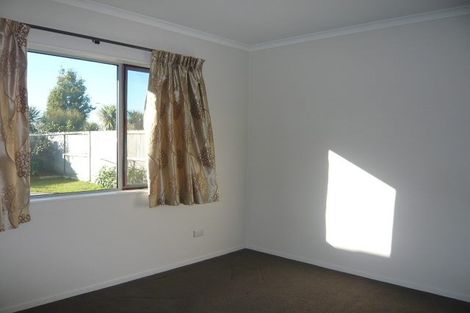 Photo of property in 16 Wessex Place, Rototuna North, Hamilton, 3210