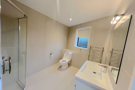 Photo of property in 1/55 Aberdeen Road, Castor Bay, Auckland, 0620