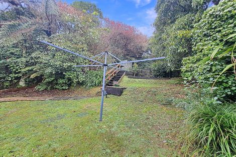 Photo of property in 14 Montgomery Avenue, Karori, Wellington, 6012