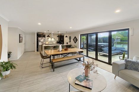 Photo of property in 13 Magnolia Crescent, Tawhero, Whanganui, 4501