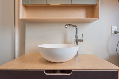 Photo of property in Ionian Flats, 123-125 Brougham Street, Mount Victoria, Wellington, 6011