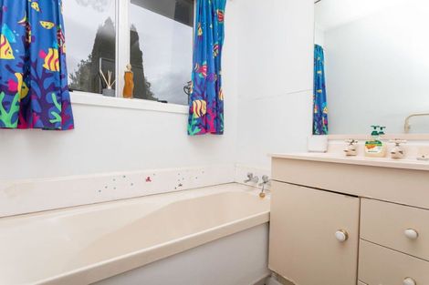 Photo of property in 3 Heretaunga Road, Maharahara, Dannevirke, 4972