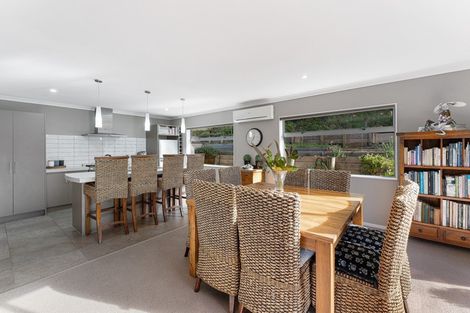 Photo of property in 14 Leanne Way, Waikanae Beach, Waikanae, 5036