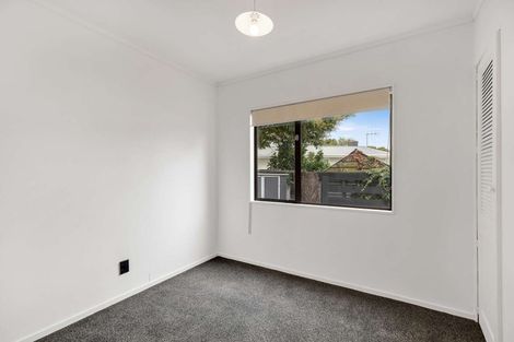 Photo of property in 76a Rugby Street, Awapuni, Palmerston North, 4412