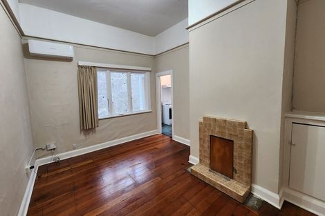 Photo of property in 21 Central Terrace, Kelburn, Wellington, 6012