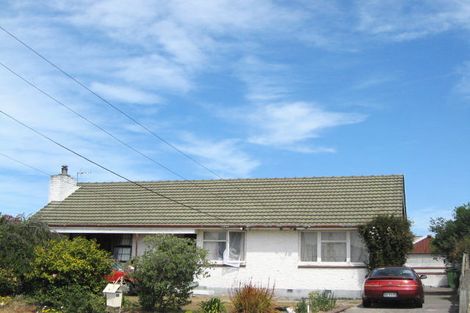 Photo of property in 26 Ontario Place, Wainoni, Christchurch, 8061